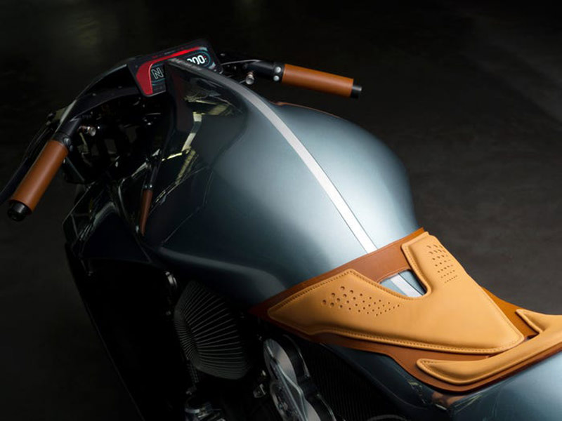 دراجة نارية جديدة من أستون مارتن